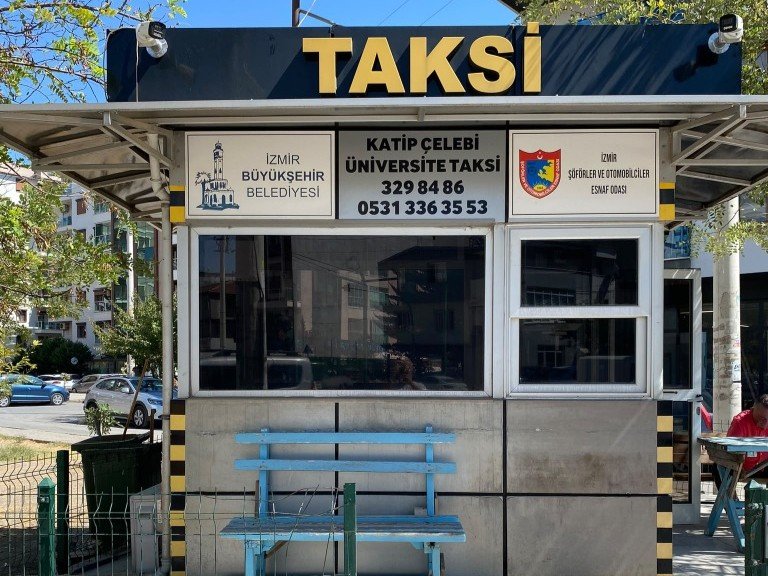 Balatçık Taksi Durağı - İzmir Büyükşehir Belediyesi ve İzmir Şoförler Odası onaylı